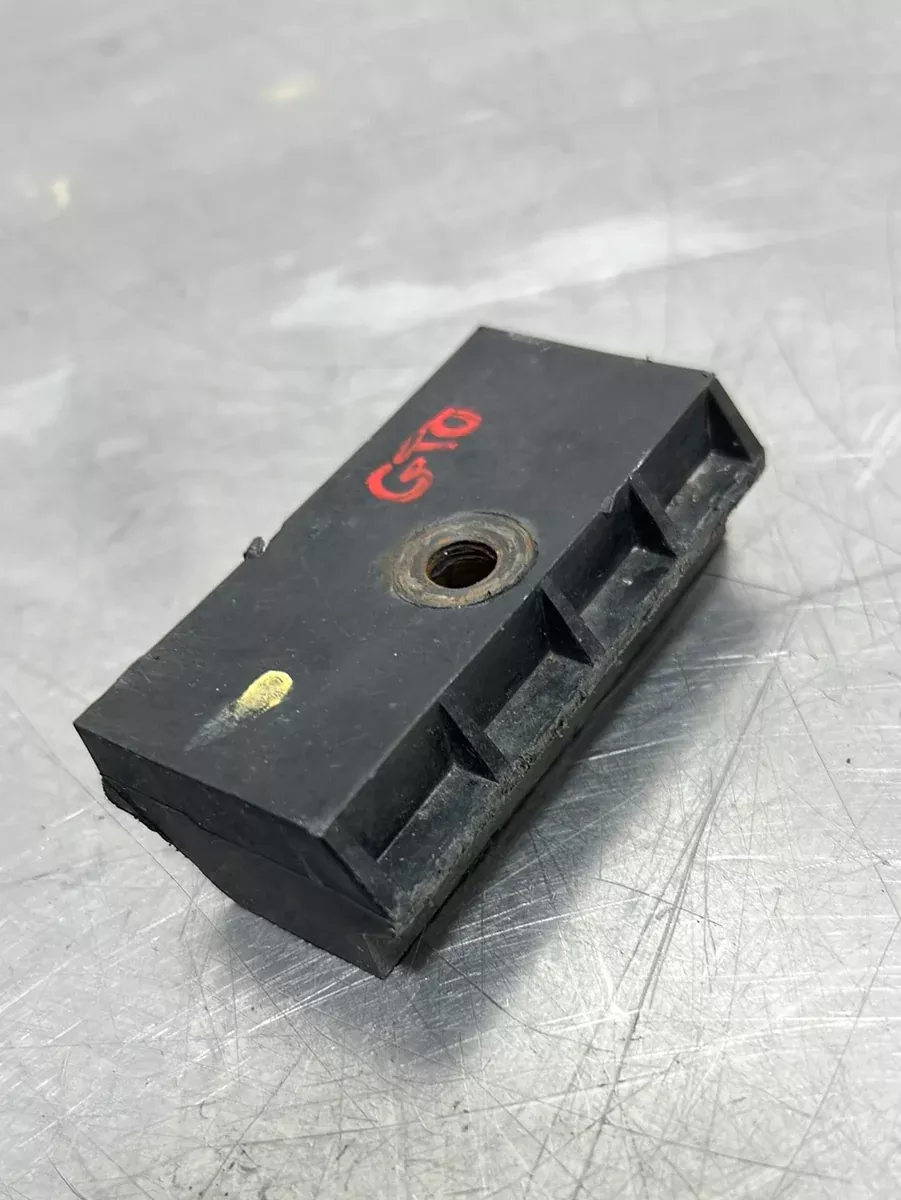04-06 PONTIAC GTO BATTERY HOLD DOWN OEM