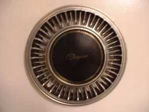 #CH1462 | Chrysler New Yorker | 1988-1991 | 14” | OEM | Silver