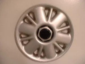 #CH1513 | Plymouth Voyager | 1996-1997 | 15” | OEM | Silver