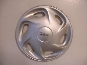 #CV13219 | Geo Prism | 1995-1997 | 14” | OEM | Silver