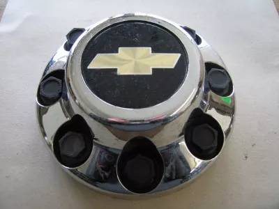 #CV31619 | Chevrolet Van | 1988-2000 | 16” | OEM | Chrome