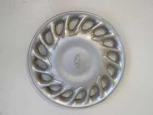 #DW166502 | Daewoo Leganza | 1997-2002 | 15” | OEM | Silver