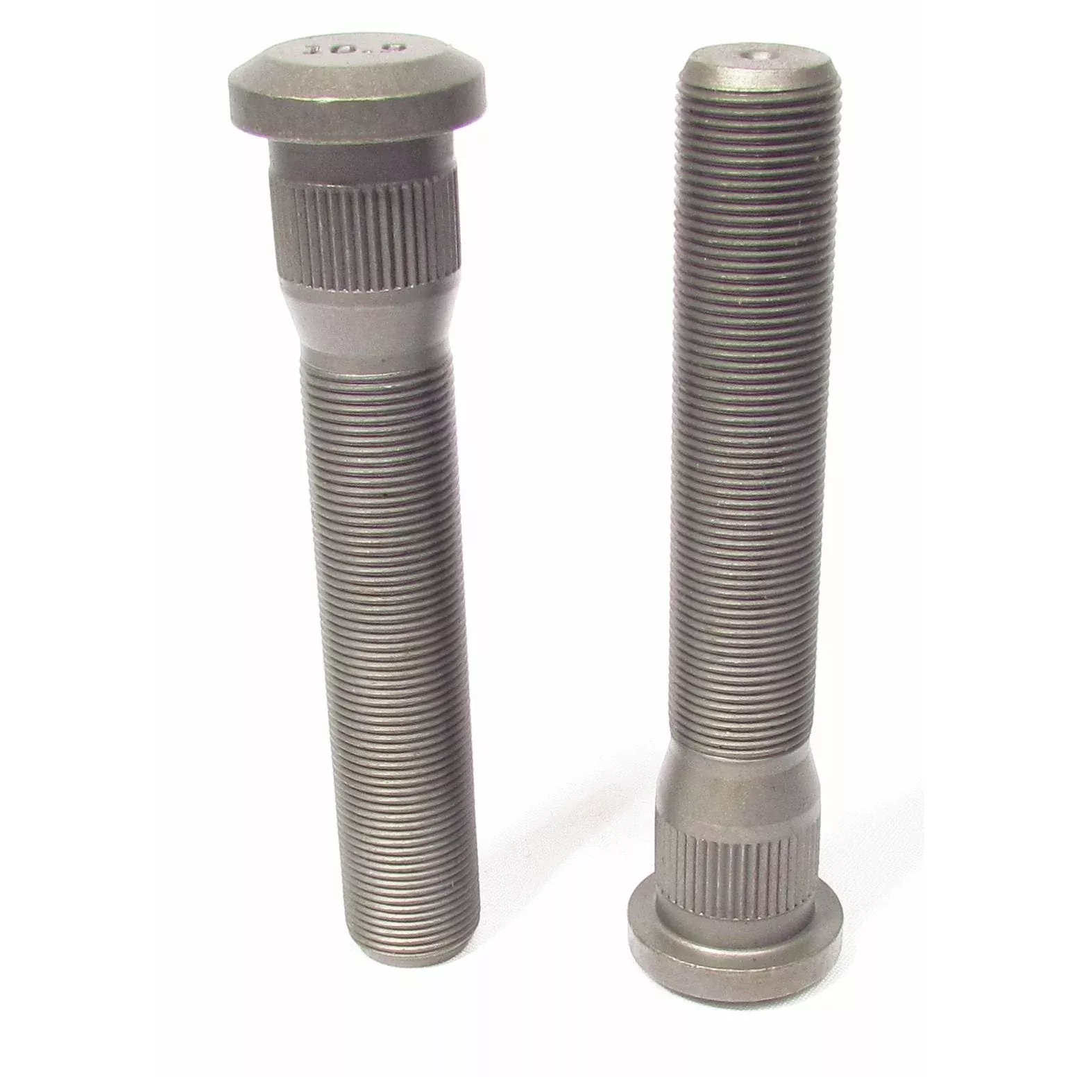F286690 | E8981WHEEL STUD13-1567