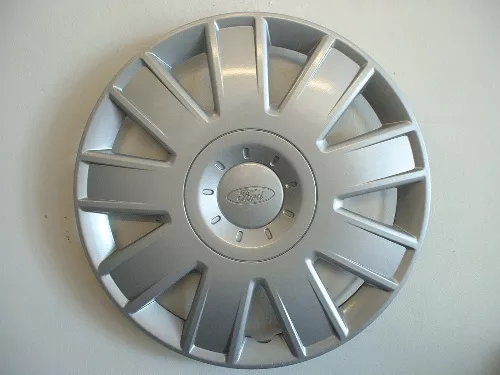 #FD17038 | Ford Focus | 2004-2007 | 15” | OEM | Silver
