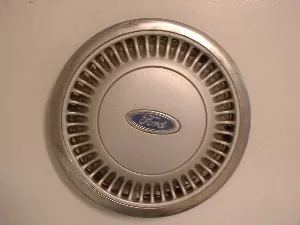 #FD1852 | Ford Taurus | 1986-1991 | 14” | OEM |