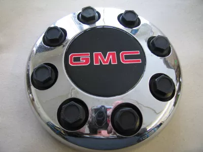 #GM31620front | GMC Van | 1988-2001 | 16” | OEM | Chrome