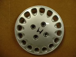 #HO155019 | Honda Accord | 1992-1993 | 14” | OEM | Silver
