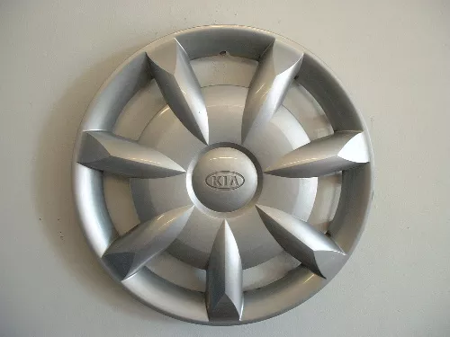 #KI166007 | Kia Magentis | 2001-2001 | 14” | OEM | Silver