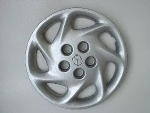 #MZ156537 | Mazda 626 | 1998-2002 | 15” | OEM | Silver