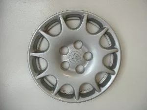 #NI153054 | Nissan Maxima | 1997-1999 | 15” | OEM | Silver