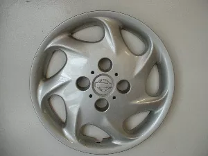 #NI153058 | Nissan Altima | 1998-1999 | 15” | OEM | Silver