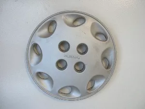#SU160517 | Subaru Justy | 1991-1992 | 13” | OEM | Silver