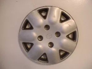 #SZ164503 | Suzuki Swift | 1992-1994 | 14” | OEM | Silver