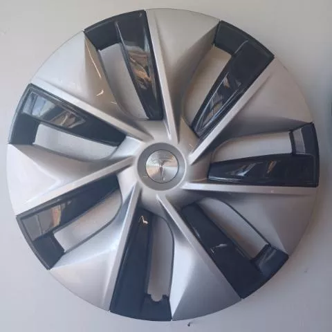 #TE1235 | Tesla Model Y Gemini | 2020-2023 | 19″ | OEM | Silver/Black