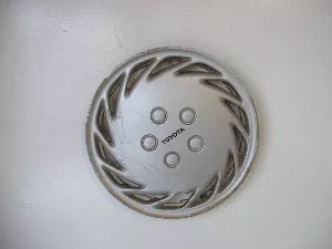#TO161047 | Toyota Celica | 1990-1991 | 13” | OEM | Silver