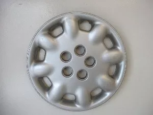 #TO161048 | Toyota Celica | 1990-1993 | 14” | OEM | Silver