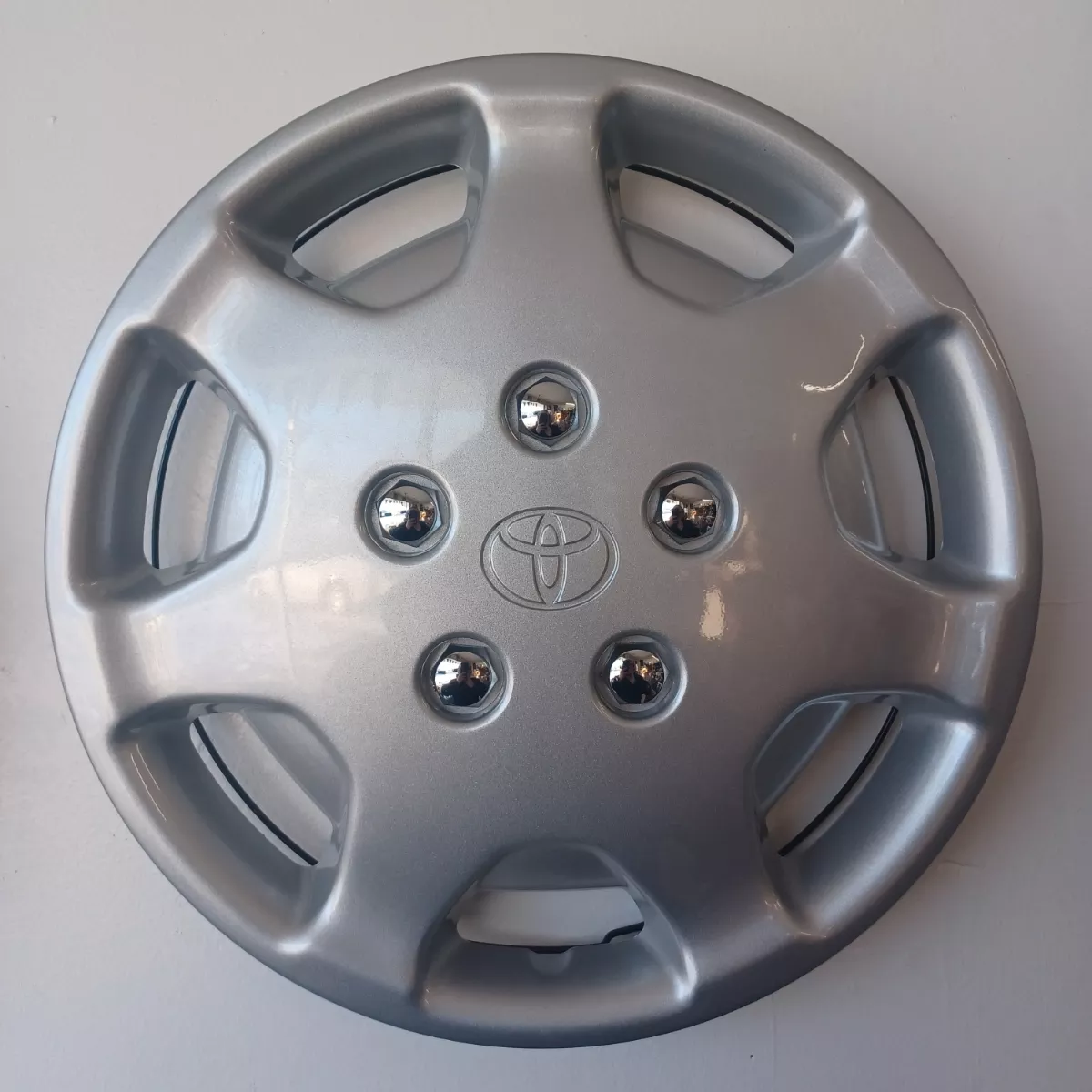 #TO161058 | Toyota Camry | 1991-1994 | 14” | OEM | Silver