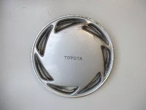 #TO161060 | Toyota Corolla | 1991-1992 | 13” | OEM | Silver