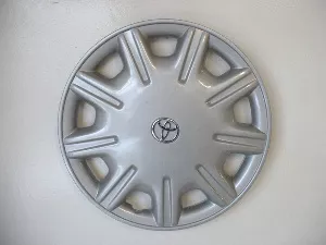#TO161082 | Toyota Avalon | 1995-1999 | 15” | OEM |