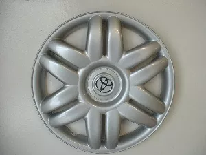#TO161104 | Toyota Camry | 2000-2001 | 15” | OEM |