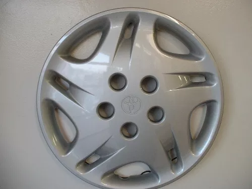 #To161112/4 | Toyota Sienna | 2001-2002 | 15”