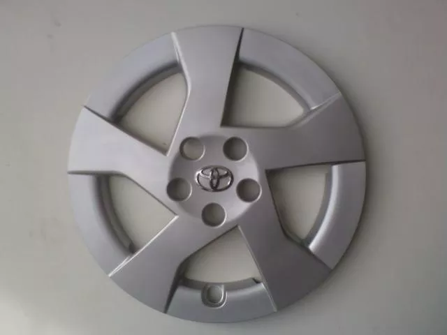 #TO161156 | Toyota Prius | 2010-2011 | 15”