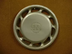 #VO162005 | Volvo 850 | 1994-1994 | 15” | OEM | Silver