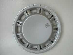 #VW161521 | Volkswagen Eurovan | 1992-1996 | 15” | OEM | Silver