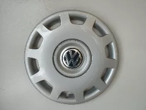 #VW161530 | Volkswagen Passat | 1998-2001 | 15” | OEM | Silver