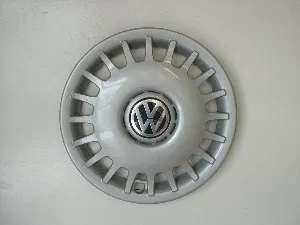 #VW161535 | Volkswagen Golf | 1999-2002 | 14” | OEM | Silver